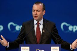 Manfred Weber’s Balancing Act